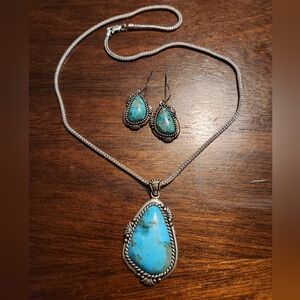 Elegant Sedona Turquoise and Silver Necklace Set
